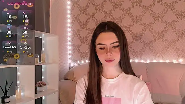 HolyMiax online show from November 2025 03:40:01 AM