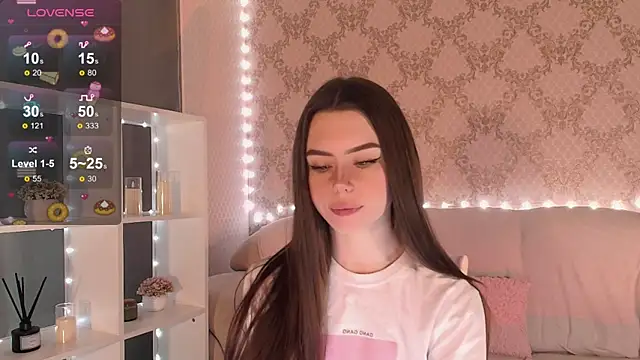 HolyMiax online show from December 2025 03:30:02 AM