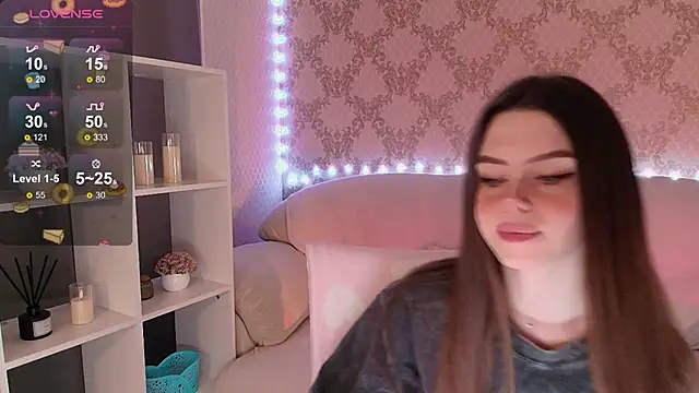 HolyMiax online show from April 2026 03:52:02 AM