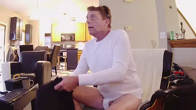 jocoff1 online show from March 2026 09:10:02 PM