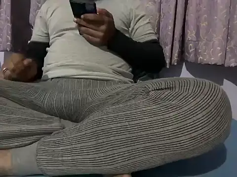 Matt6102 online show from December 2025 05:59:02 PM