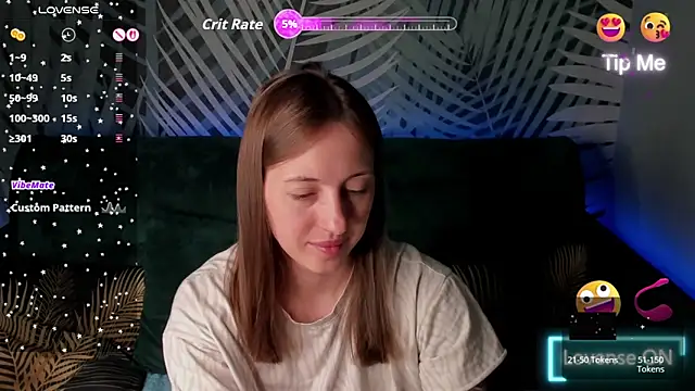 ChristyCrayme online show from May 2026 09:56:01 PM