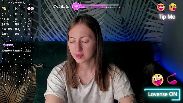 ChristyCrayme online show from May 2026 10:16:02 PM
