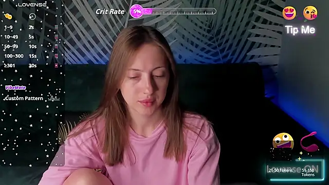 ChristyCrayme online show from June 2026 10:04:02 PM