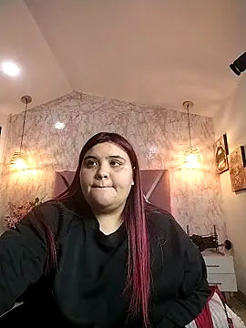 Dolce pearl online show from March 2026 02:28:02 AM