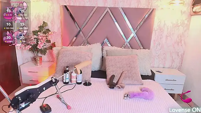 Snapshot of Dolce_pearl chatting on October 2025 02:59:02 AM Dolce pearl online show from October 2025 02:59:02 AM