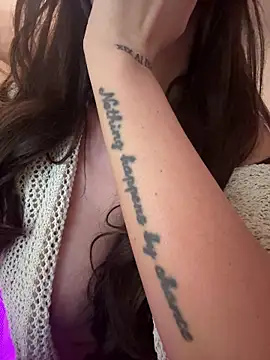 LunaBex online show from December 2025 04:45:02 AM