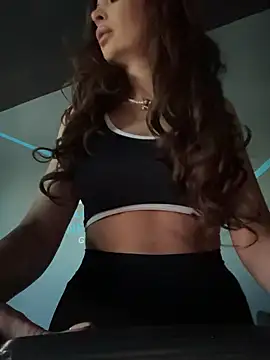 LunaBex online show from January 2026 07:37:01 AM