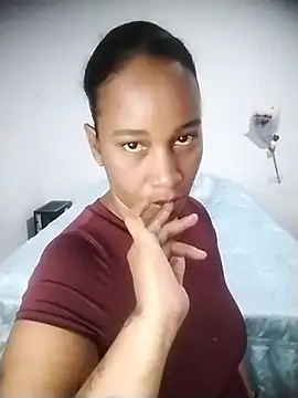 EbonyHorrny online show from December 2025 07:17:01 PM