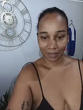Snapshot of EbonyHorrny chatting on May 2026 09:52:02 AM EbonyHorrny online show from May 2026 09:52:02 AM