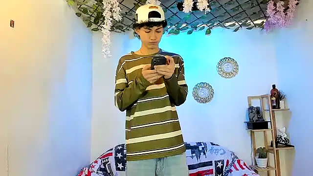 Bastian boyshot77 online show from November 2025 02:21:01 PM