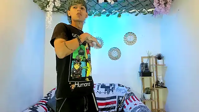 Bastian boyshot77 online show from November 2025 07:18:02 PM