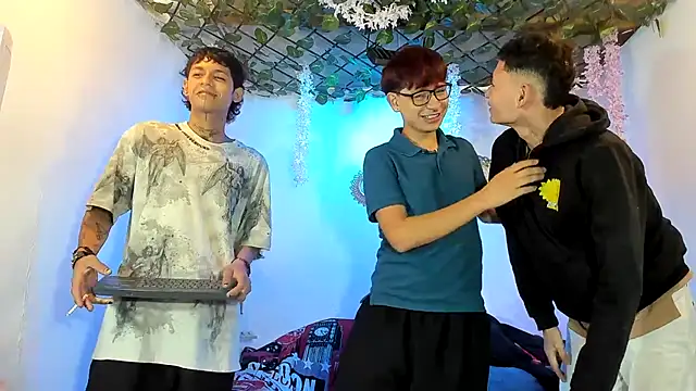 Bastian boyshot77 online show from February 2026 01:38:02 PM