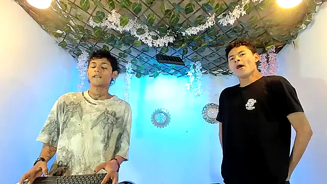 Bastian boyshot77 online show from February 2026 01:10:01 PM