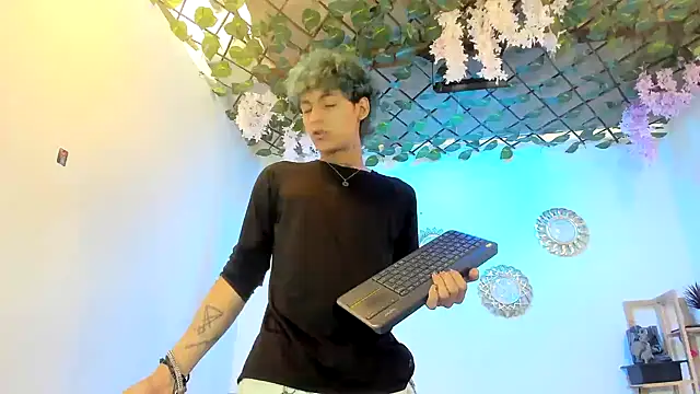 Bastian boyshot77 online show from October 2025 02:50:01 PM