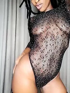 chocolatehotwife online show from April 2026 12:02:01 AM