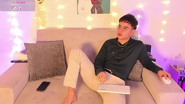 Young Ben online show from February 2026 08:37:02 PM