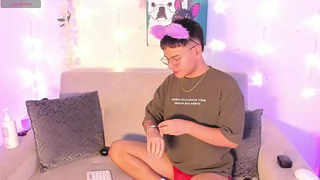 Young Ben online show from May 2026 11:48:01 PM