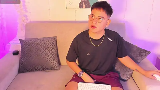 Young Ben online show from April 2026 12:13:01 AM