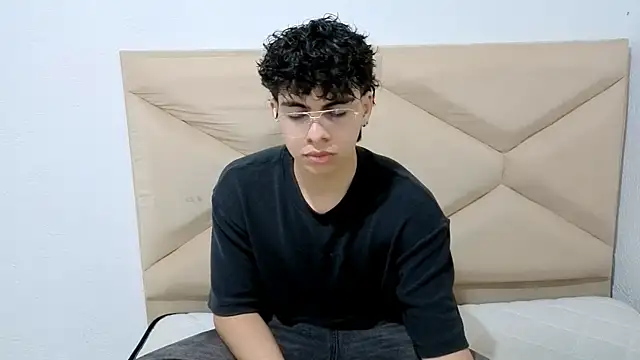 Kei Dream online show from September 2025 03:32:02 AM