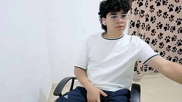 Kei Dream online show from October 2025 02:02:01 AM