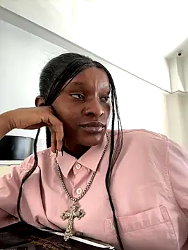 Lil-shawrie online show from October 2025 11:00:01 AM