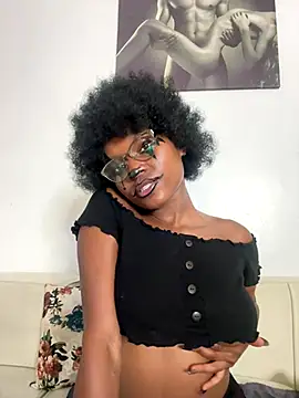 Lil-shawrie online show from October 2025 11:51:02 AM