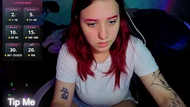Snapshot of Mini_Lady1 chatting on June 2026 08:25:02 PM Mini Lady1 online show from June 2026 08:25:02 PM