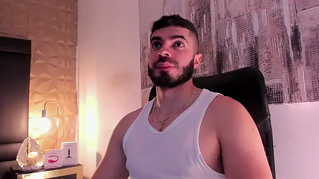 AxelThompson  online show from October 2025 01:11:01 PM