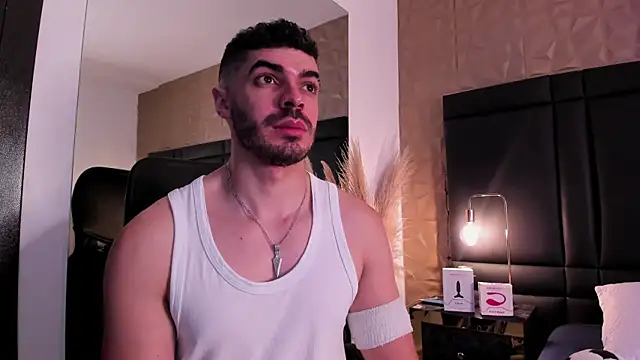 AxelThompson  online show from November 2025 11:22:02 AM