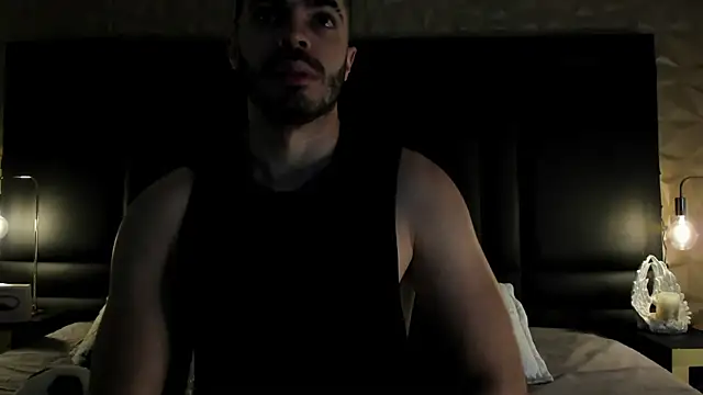 AxelThompson  online show from November 2025 11:31:01 AM