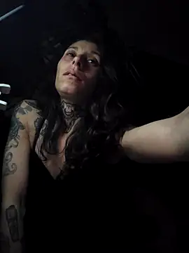 Snapshot of DarkAngelz1 chatting on November 2025 03:11:01 AM DarkAngelz1 online show from November 2025 03:11:01 AM