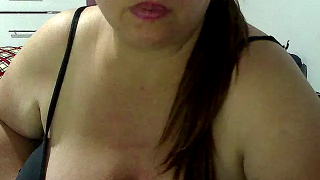 luciana69hot online show from February 2026 10:09:01 PM