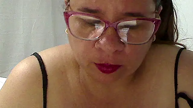 luciana69hot online show from September 2025 10:52:02 PM