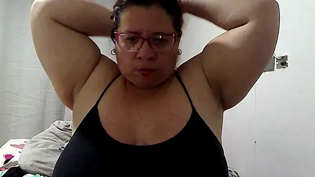 luciana69hot online show from June 2026 01:28:01 PM