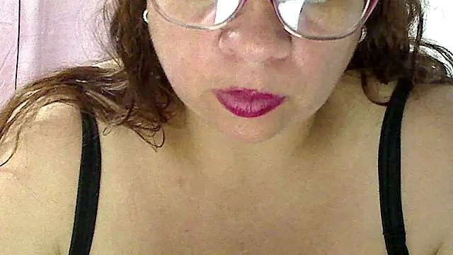 luciana69hot online show from December 2025 11:49:02 PM