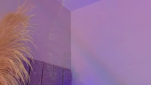 liiamluna  online show from February 2026 09:43:01 AM