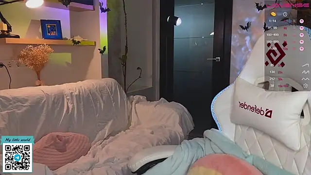 Snapshot of mia_here chatting on November 2025 01:54:02 AM mia here online show from November 2025 01:54:02 AM