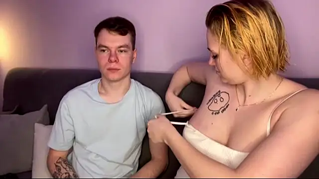 julielourens online show from September 2025 07:24:02 AM