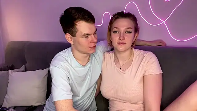 julielourens online show from October 2025 08:16:02 AM
