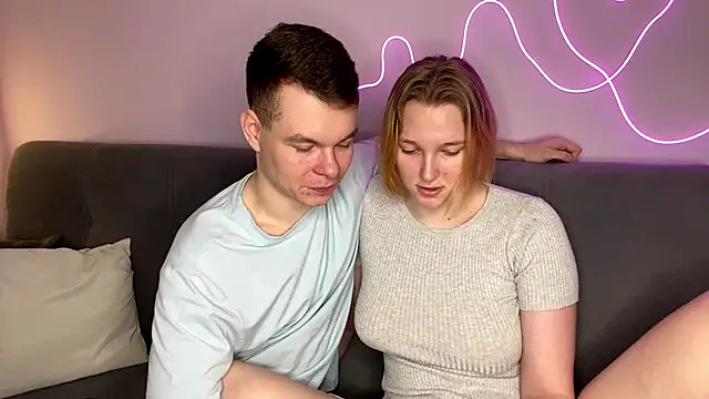 Snapshot of julielourens chatting on November 2025 08:41:01 AM julielourens online show from November 2025 08:41:01 AM