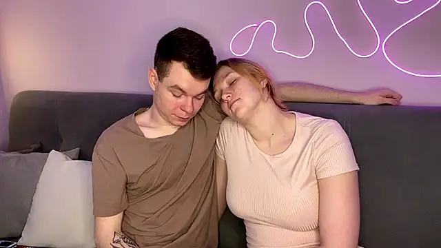 Snapshot of julielourens chatting on November 2025 08:13:02 AM julielourens online show from November 2025 08:13:02 AM