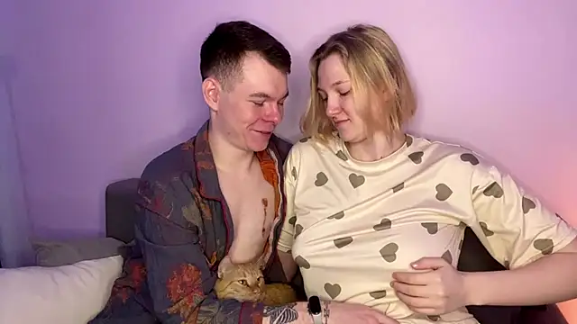 julielourens online show from March 2026 07:37:02 AM