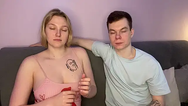 julielourens online show from February 2026 08:10:02 AM