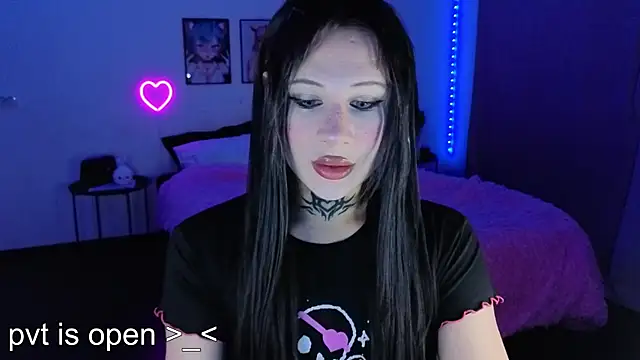 Snapshot of your_little_eva chatting on September 2025 08:59:01 PM your little eva online show from September 2025 08:59:01 PM