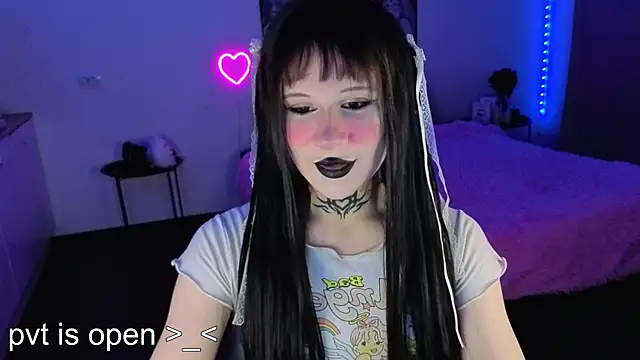 Snapshot of your_little_eva chatting on September 2025 05:45:02 PM your little eva online show from September 2025 05:45:02 PM