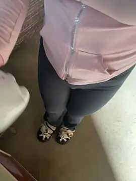 Snapshot of chenyu0308 chatting on December 2025 02:45:01 AM chenyu0308 online show from December 2025 02:45:01 AM