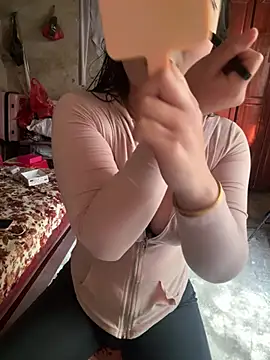 chenyu0308 online show from March 2026 01:33:02 AM