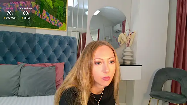 SiennaPierce online show from May 2026 11:40:01 AM
