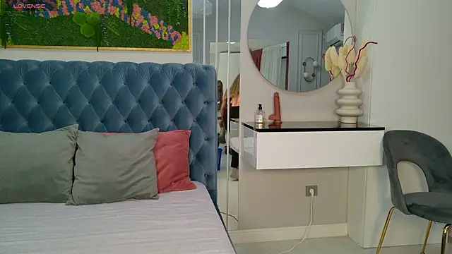 SiennaPierce online show from February 2026 05:15:01 AM